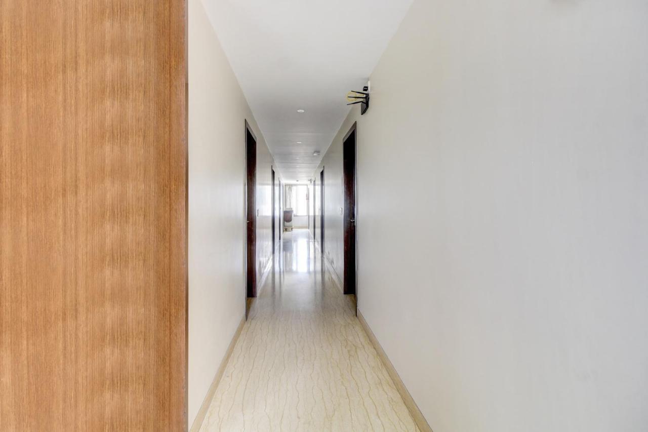La Sara Regent Hotel Бангалор Екстериор снимка