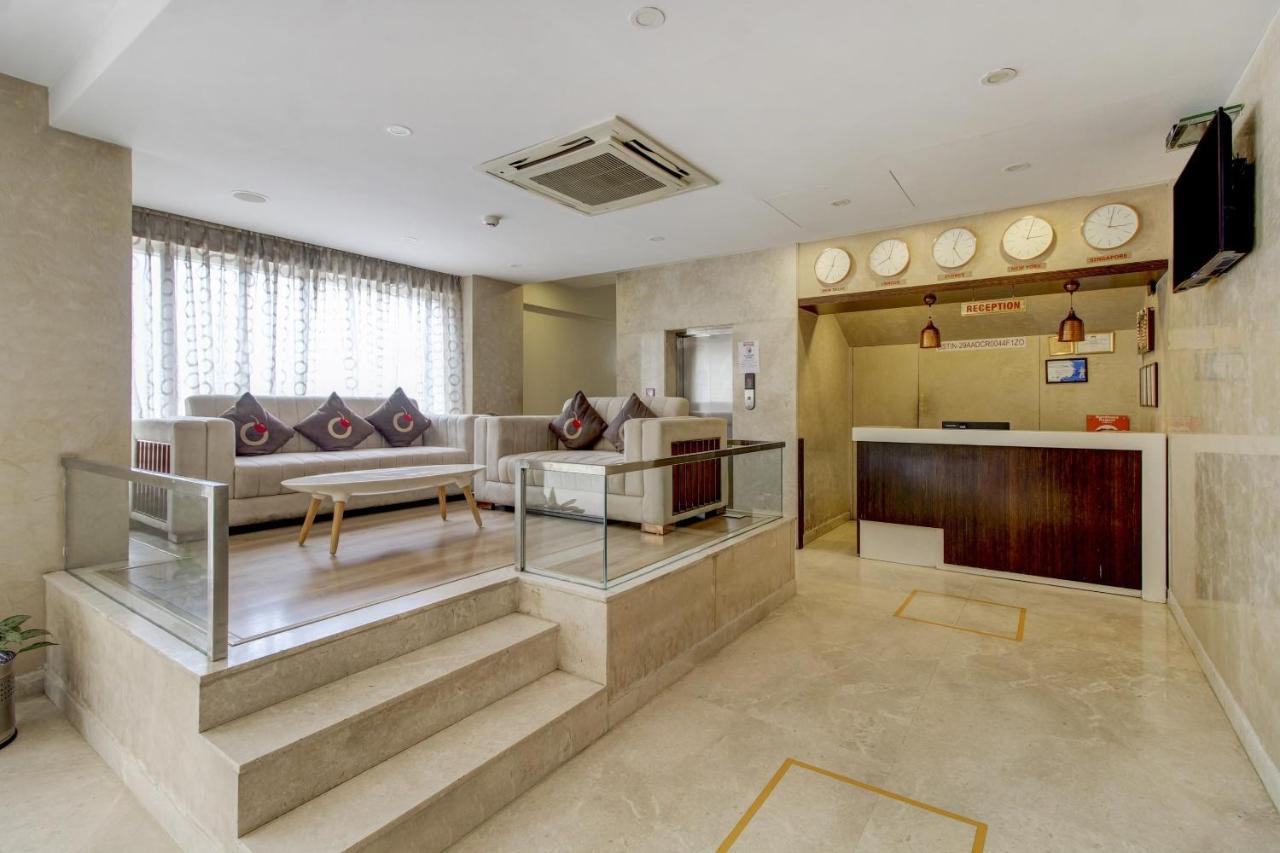 La Sara Regent Hotel Бангалор Екстериор снимка