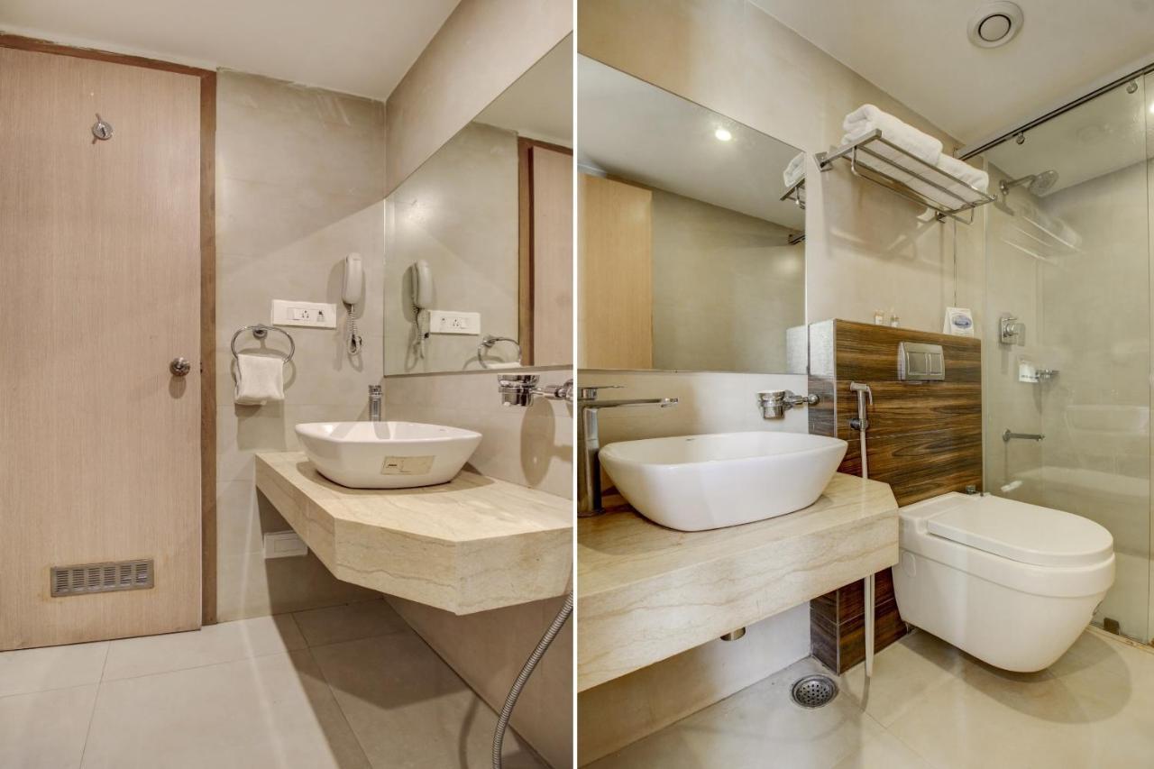 La Sara Regent Hotel Бангалор Екстериор снимка