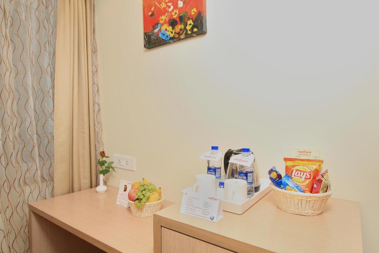 La Sara Regent Hotel Бангалор Екстериор снимка